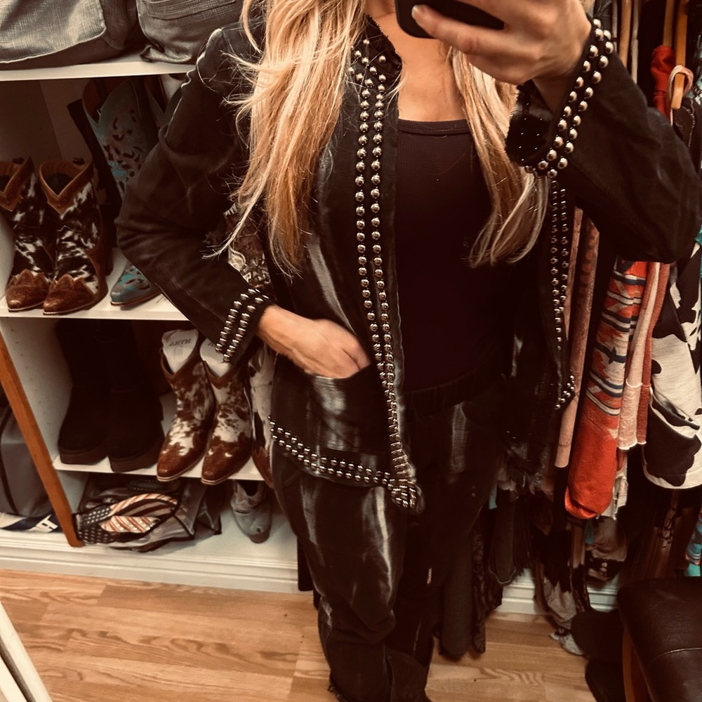 Vocal Black Tie Dye Studded Jacket and sweat pants sweat suit - Women - Picture 5 of 8